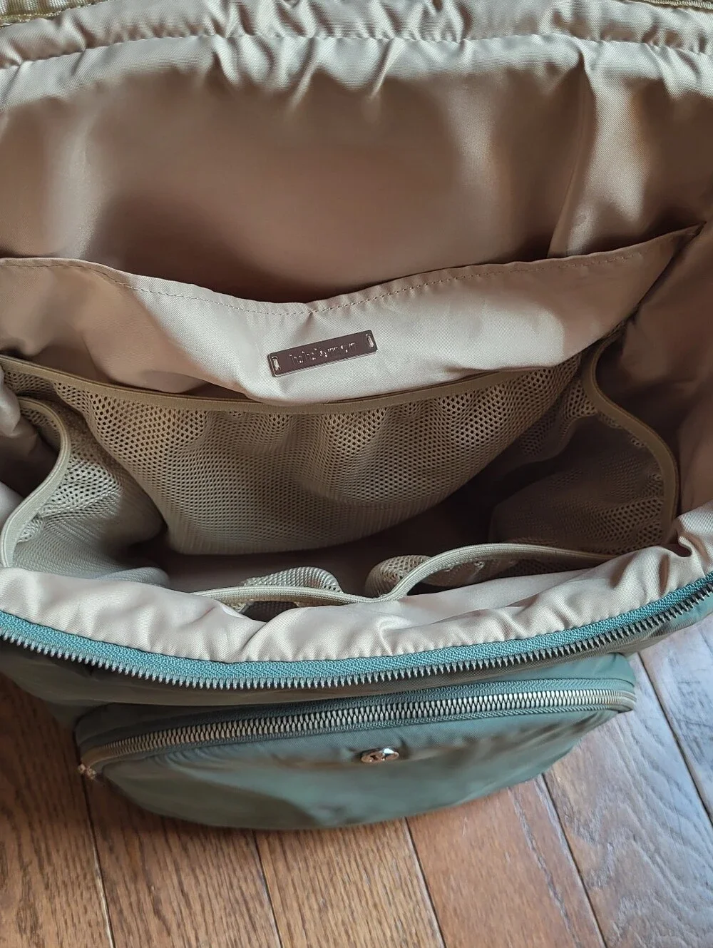 Lululemon Parent Backpack Diaper Bag Set w/ Crossbody Bag & Changing Pad – Green